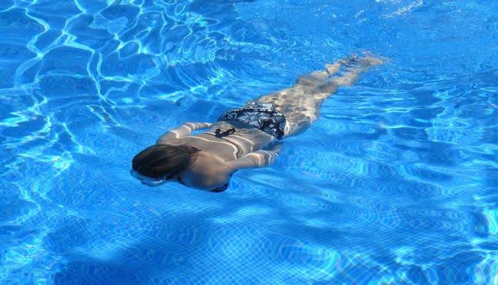 If you see them in the water, run! These signs of the Zodiac always pee in a swimming pool! 
