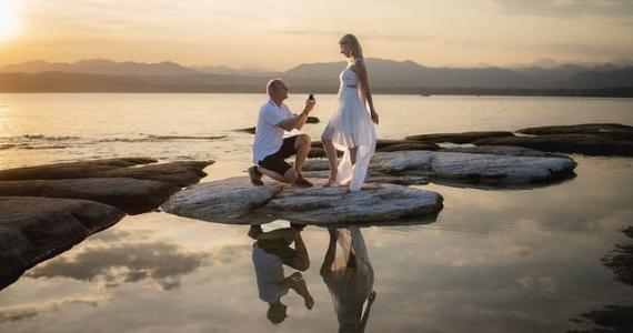 The Ultimate Proposal Guide: What Women of Each Zodiac Sign Expect