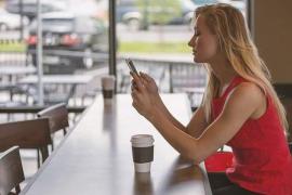 SMS texts that announce the break-up: This kind of behavior will cause the end of your relationship