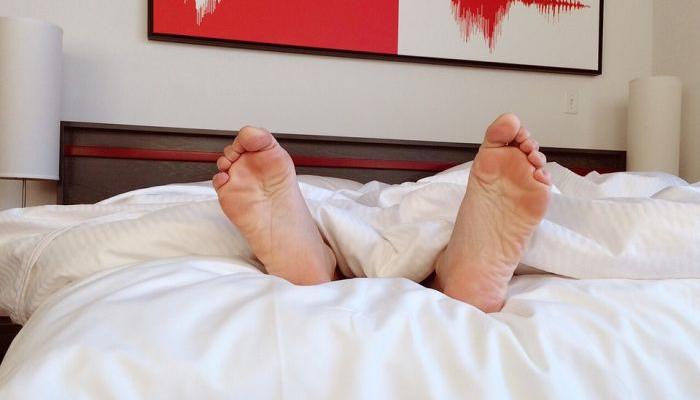Do you sleep barefoot or in socks: Your character revealed with this psychological trick